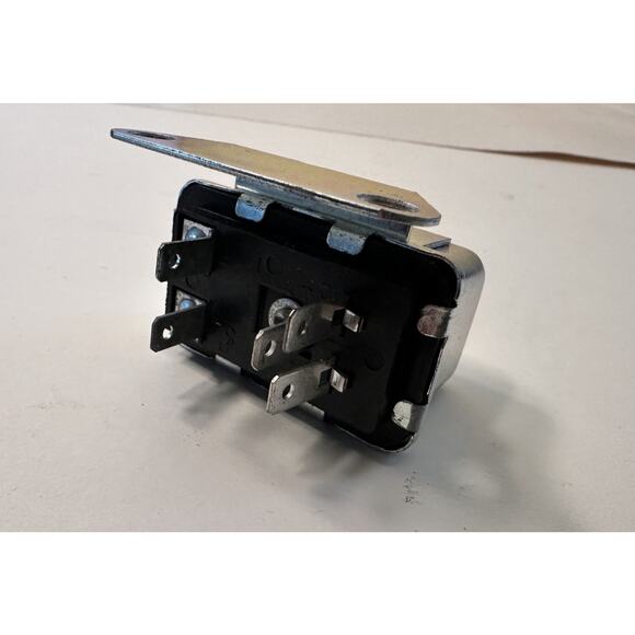 ACDelco Gold D1724C (89057568) Multi-Purpose Relay - Picture 2 of 5